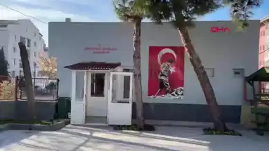 Muhtar, Odasını Öğrencilere Açtı!