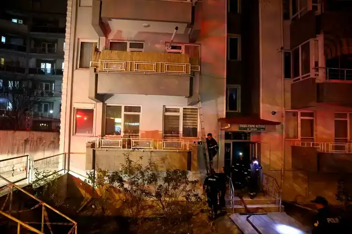Edirne'de Apartman Balkonunda Yangın!