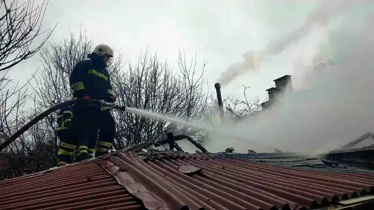 Edirne'de Ev Yandı!