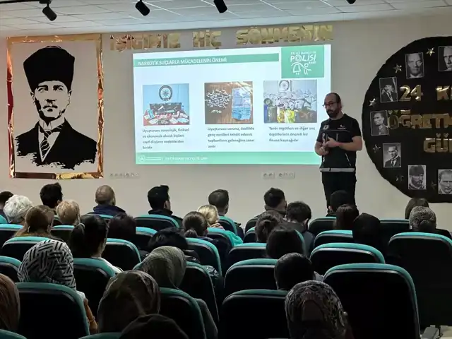 Kaymakamlar Arasında Karşılıklı Ziyaret ve Uyuşturucuyla Mücadele Semineri